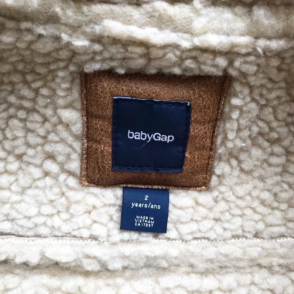 BABygap brown shearling motto style jacket EUC 2T